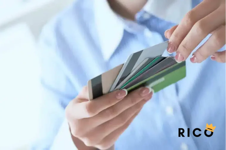 3 cartões de crédito sem anuidade para solicitar em 2025